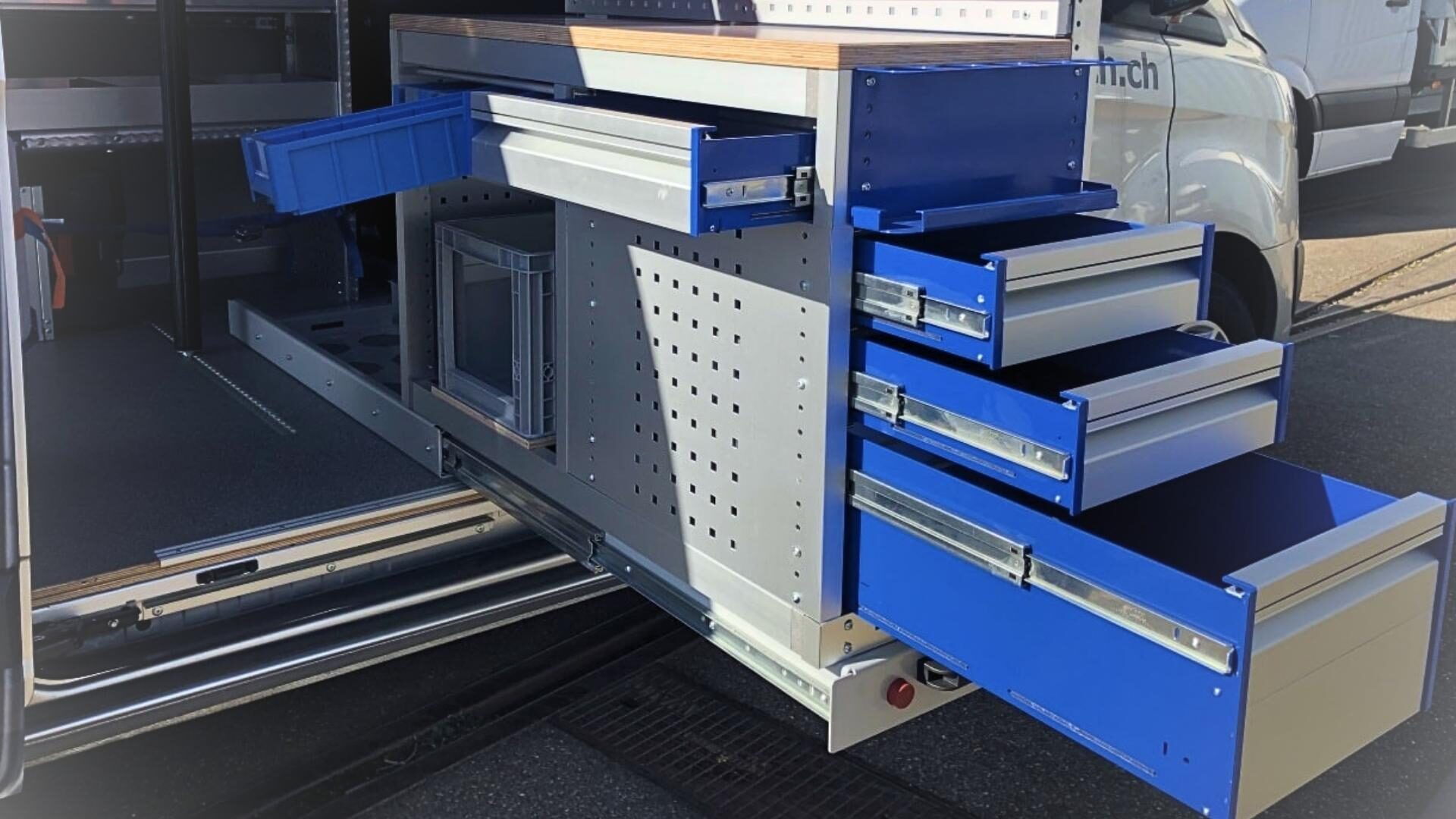 Schwerlastauszug Modul von KompaVan